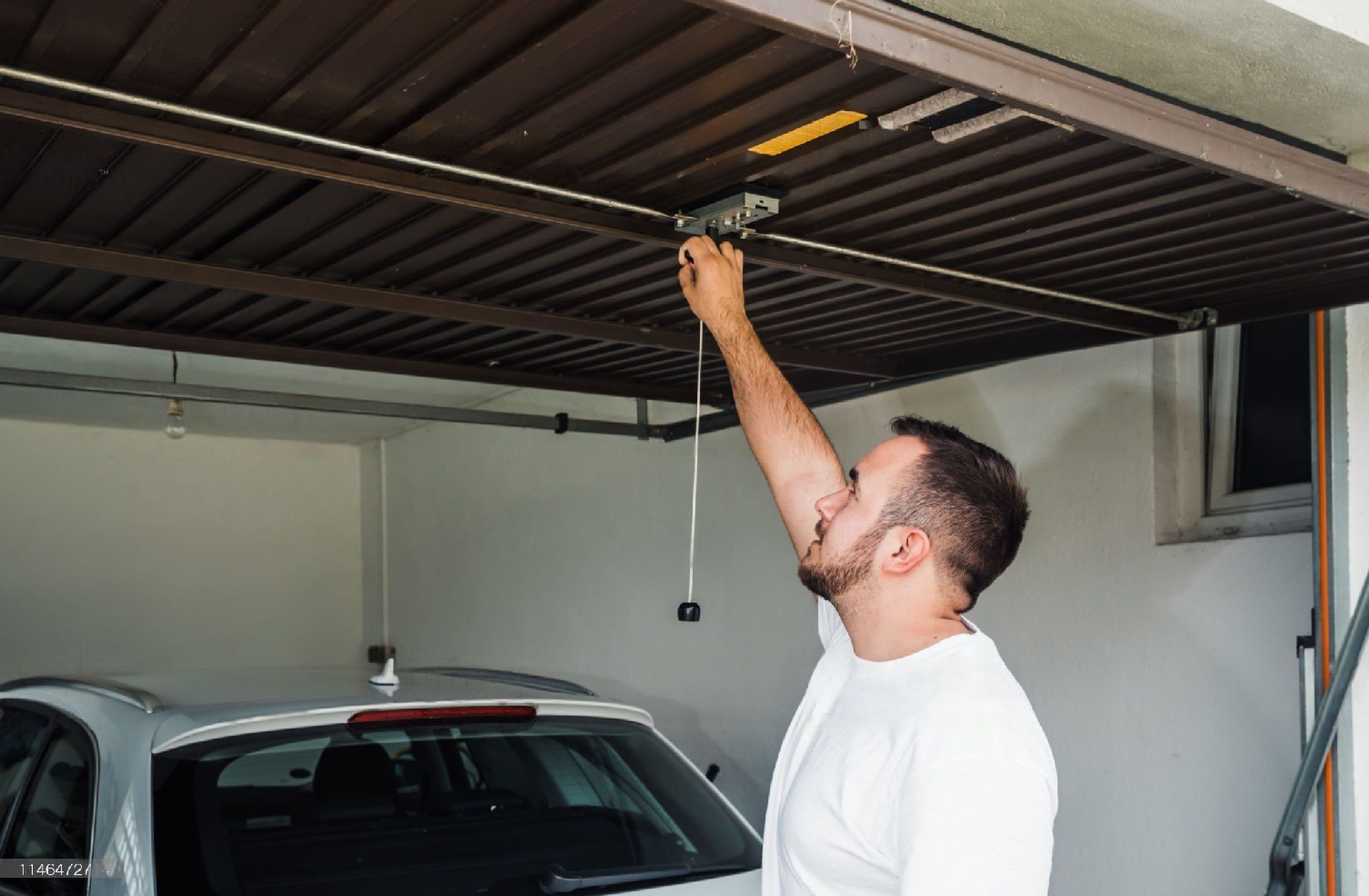 Garage door repair service 24/7