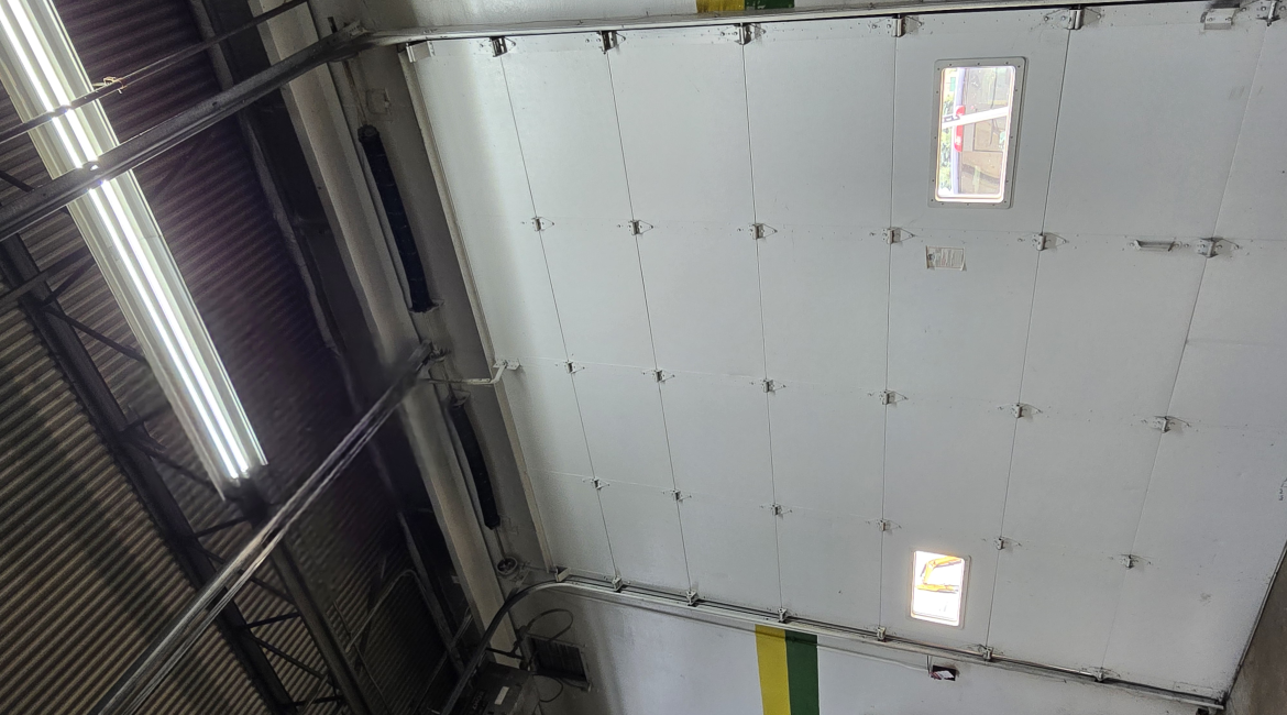 commercial garage door repair Minneapolis